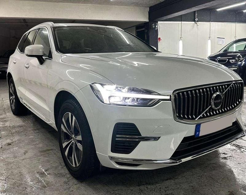 Usado Volvo XC60 341 HP (250 kW) 2023 Branco SUV