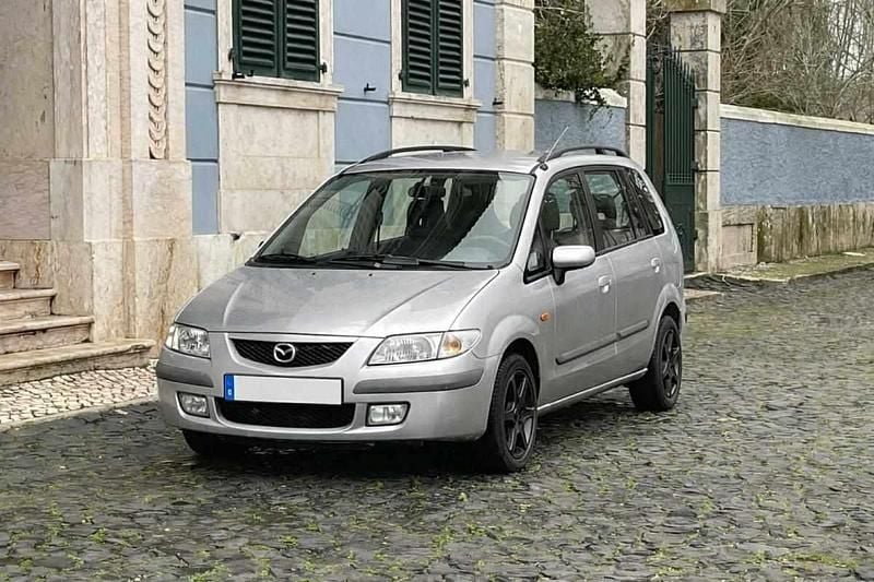 Cinzento Usado 2001 Mazda Premacy Monovolume | € 2.650 - Imagem 1/4