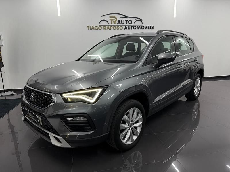 Cinza Usado 2022 Seat Ateca Style SUV | € 21.900 (Preço justo) - Imagem 1/4