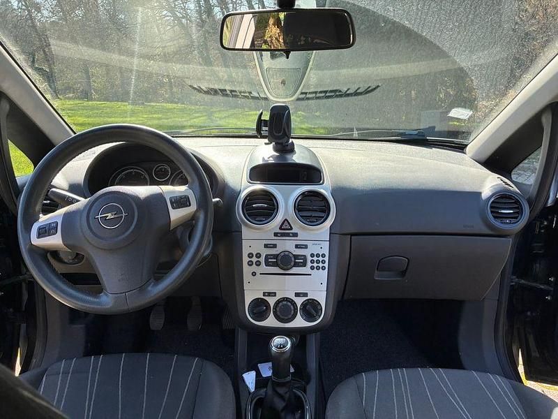 Usado Opel Corsa 75 HP (55 kW) 2008 Citadino