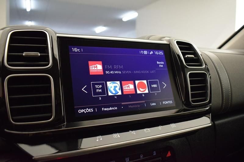 Usado Citroën C5 Feel 130 HP (95 kW) 2021 Cinzento