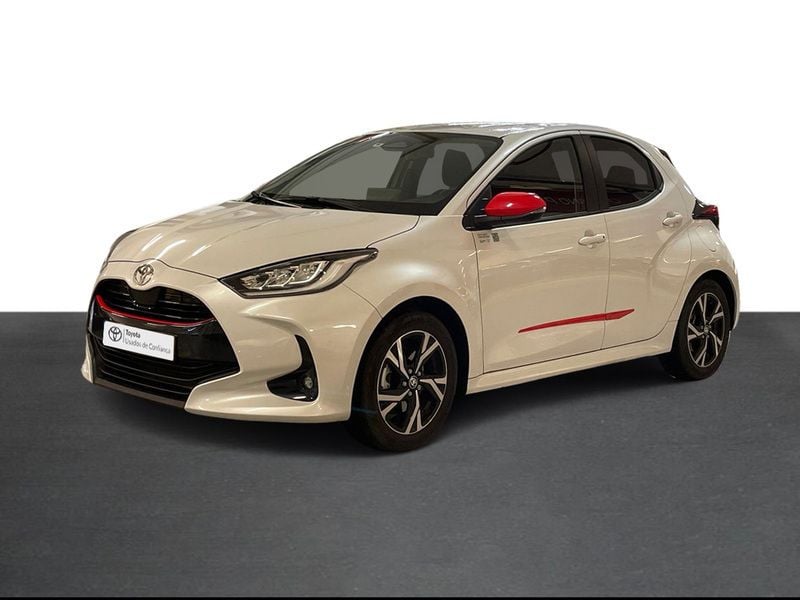 Branco (pintura metalizada especial) Usado 2024 Toyota Yaris Sedan | € 25.750 (Preço elevado) - Imagem 1/4