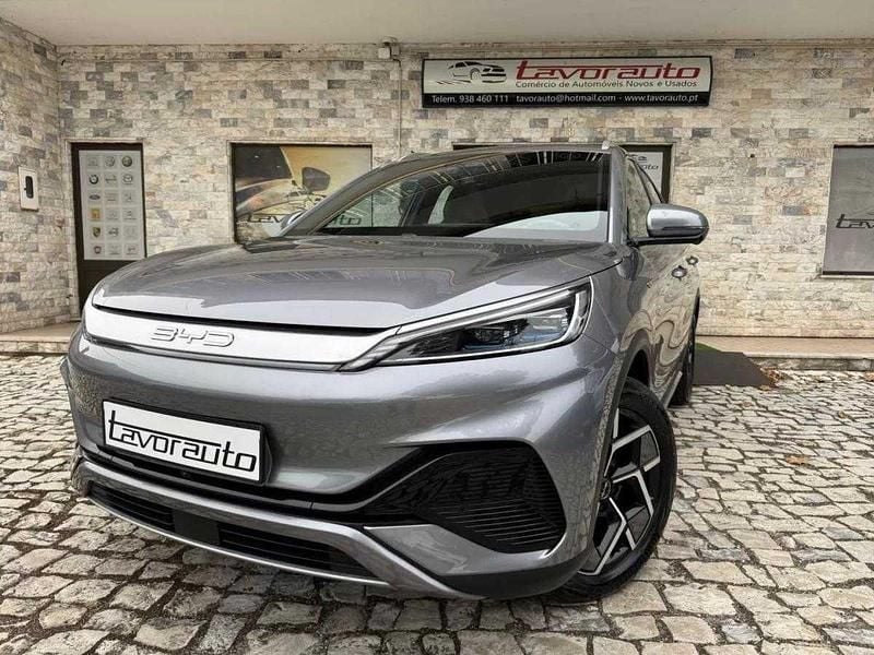 Cinzento Usado 2023 BYD Atto 3 Design SUV | € 27.500 (Preço justo) - Imagem 1/4