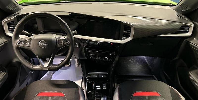 Usado Opel Mokka-e GS Line 100 kW (136 HP) 2022 Verde SUV