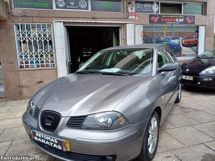 Cinza Usado 2006 Seat Ibiza | € 3.365 (Preço justo) - Imagem 1/1