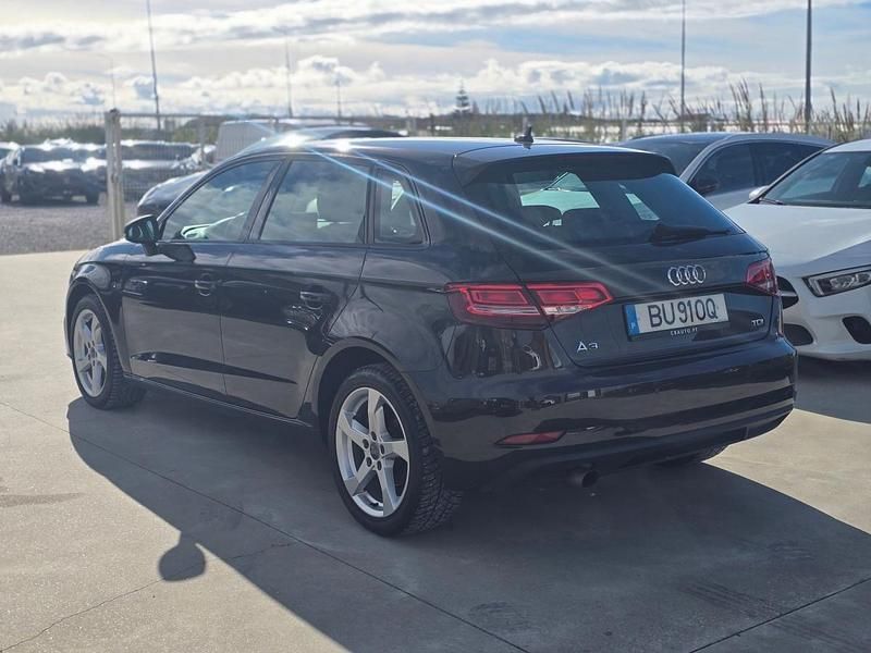 Usado Audi A3 Sport 110 HP (80 kW) 2017 Cinzento Carrinha