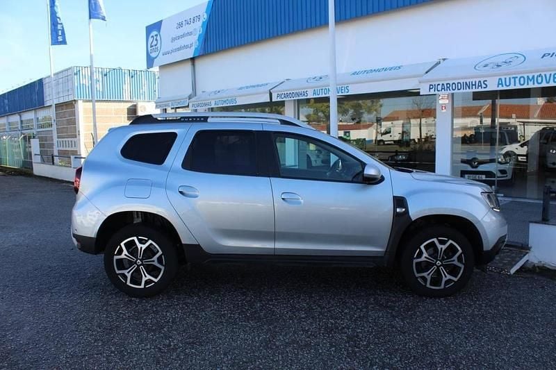 Usado Dacia Duster Prestige 115 HP (84 kW) 2021 Cinzento SUV