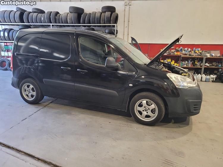 Preto Usado 2016 Citroën Berlingo Monovolume | € 9.500 (Preço justo) - Imagem 1/1
