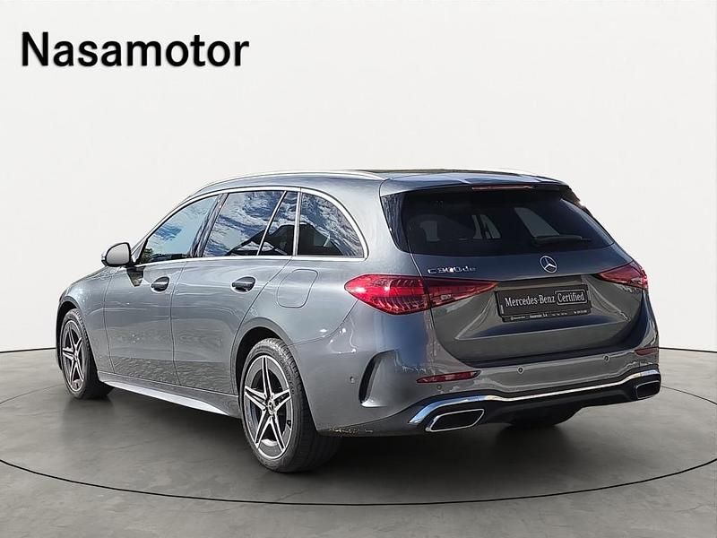 Usado Mercedes C300 313 HP (230 kW) 2024 Cinzento escuro metalizado Carrinha