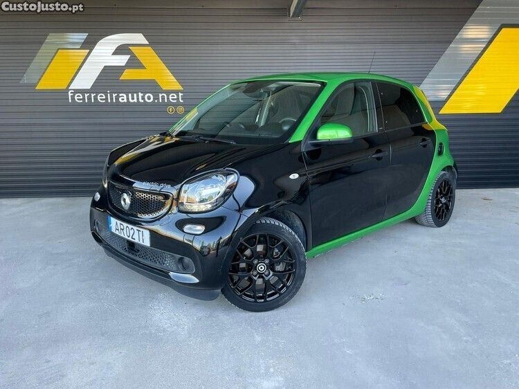 Preto Usado 2018 Smart ForFour Electric Drive Passion | € 11.900 (Preço justo) - Imagem 1/1