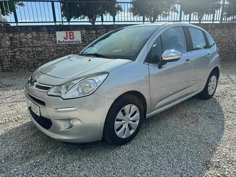 Cinzento Usado 2016 Citroën C3 Attraction Citadino | € 10.950 (Preço justo) - Imagem 1/4