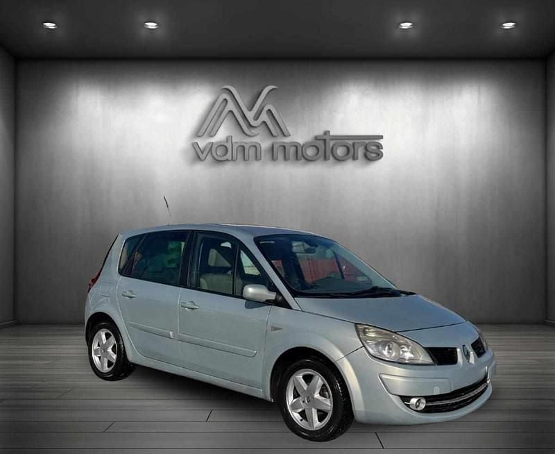Usado Renault Scénic II 103 HP (75 kW) 2007 Cinzento Monovolume