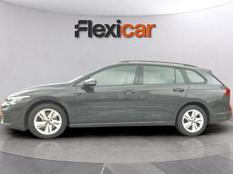 Usado VW Golf VII 150 HP (110 kW) 2021 Cinzento Citadino