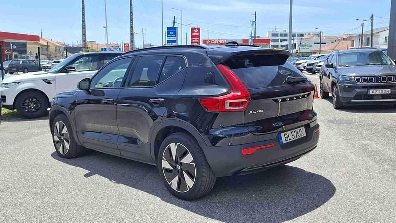 Usado Volvo EX40 Plus 185 kW (252 HP) 2024 Preto SUV