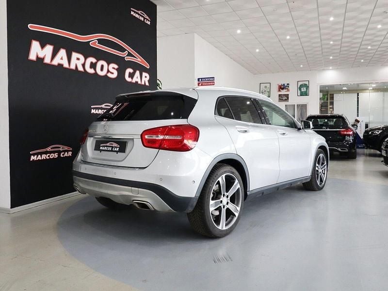 Usado Mercedes GLA180 Urban 109 HP (80 kW) 2016 Cinza SUV