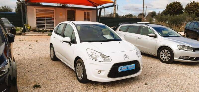 Branco Usado 2013 Citroën C3 Citadino | € 9.500 (Caro) - Imagem 1/4