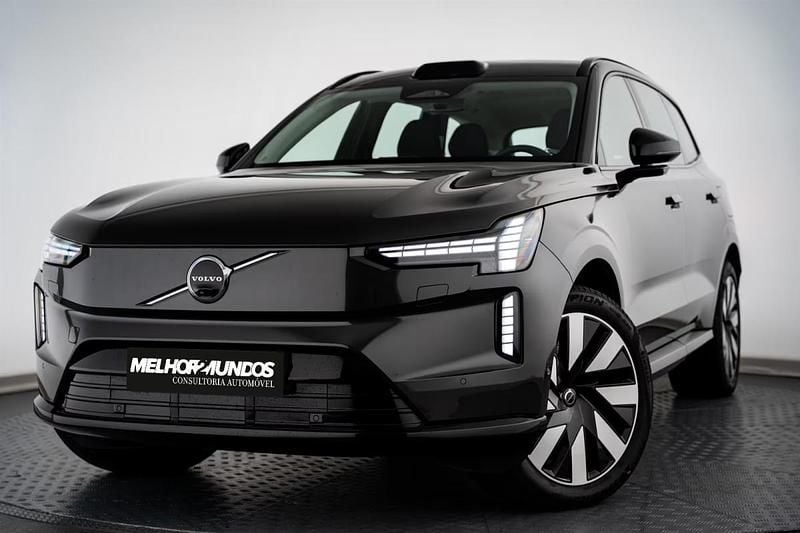 Preto Usado 2025 Volvo EX90 Ultra SUV | € 78.750 - Imagem 1/4
