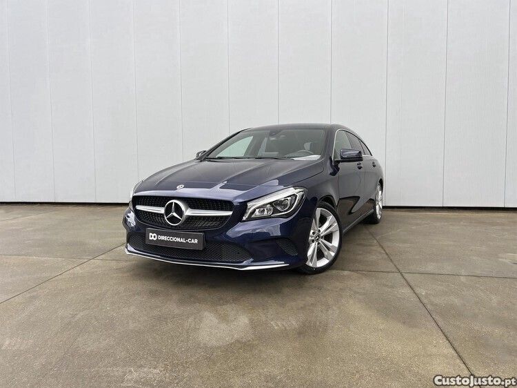 Azul Usado 2018 Mercedes CLA180 Shooting Brake Carrinha | € 19.990 (Preço justo) - Imagem 1/1
