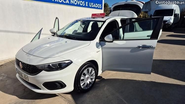 Branco Usado 2020 Fiat Tipo Van | € 11.500 (Preço justo) - Imagem 1/1
