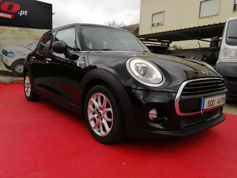 Usado Mini One D 95 HP (69 kW) 2016 Preto Citadino