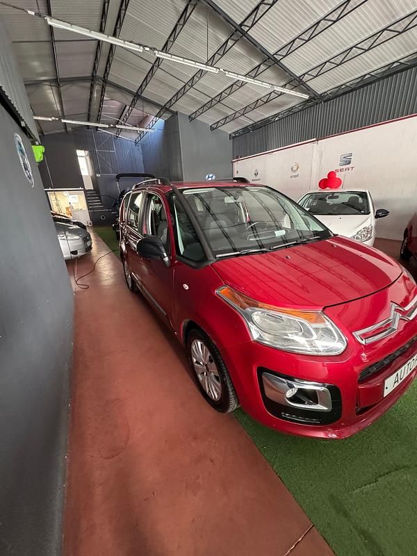 Usado Citroën C3 Attraction 95 HP (69 kW) 2016 Vermelho Citadino