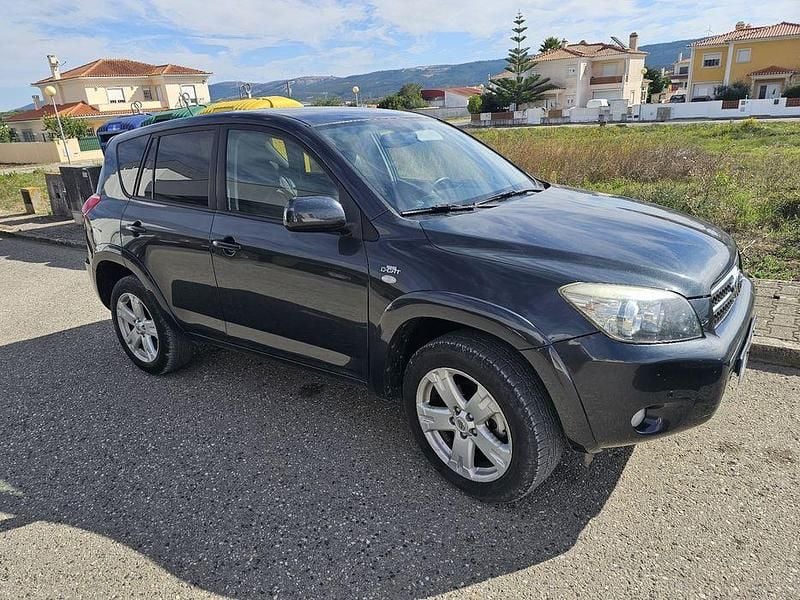 Usado 2009 Toyota RAV4 SUV | € 12.500 - Imagem 1/4