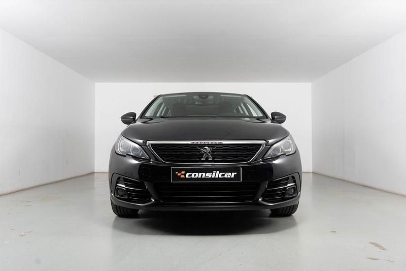 Usado Peugeot 308 Style 130 HP (95 kW) 2019 Preto Carrinha