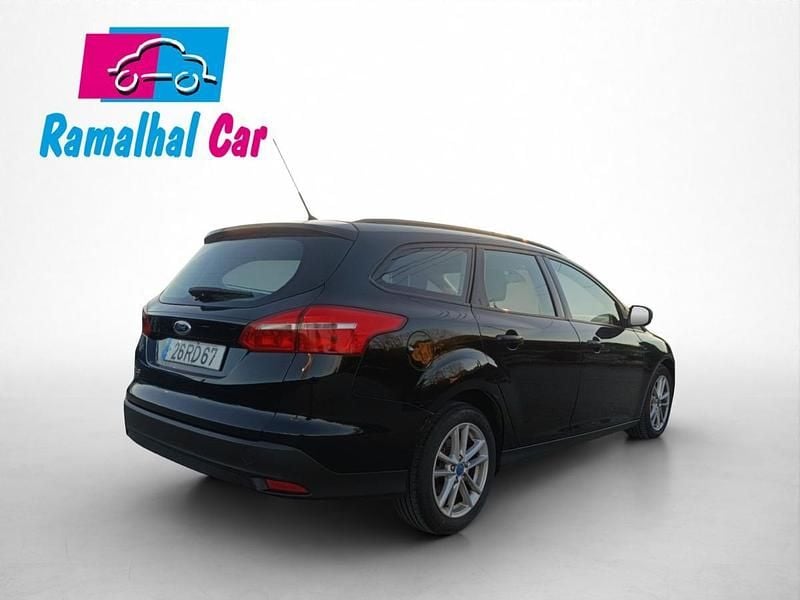Usado Ford Focus Titanium 120 HP (88 kW) 2016 Preto Carrinha