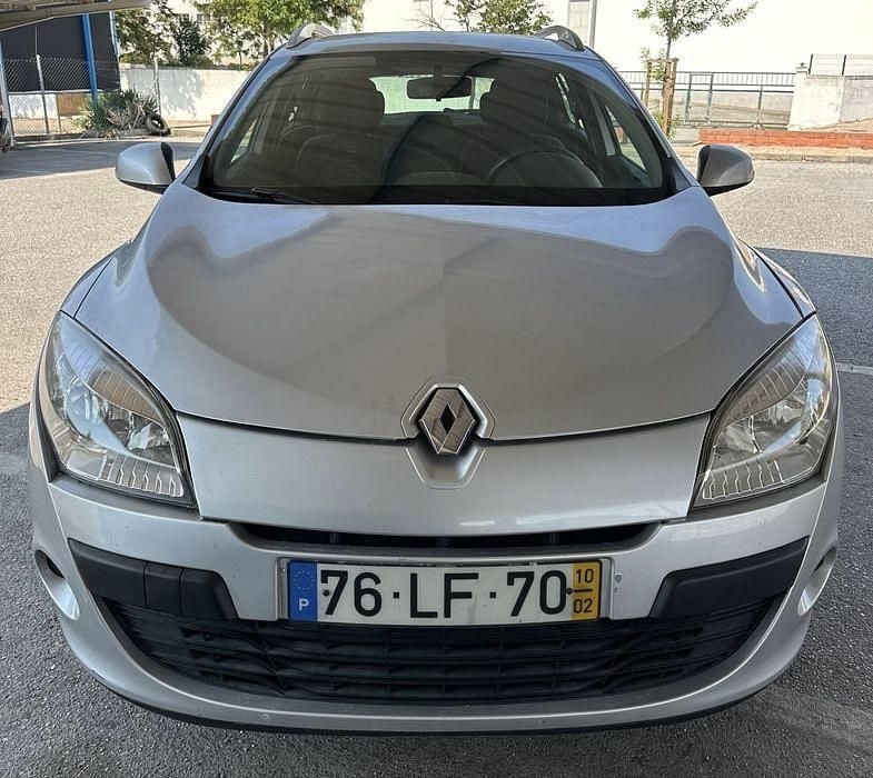 Usado 2010 Renault Mégane III Sedan | € 3.350 (Super Preço) - Imagem 1/4