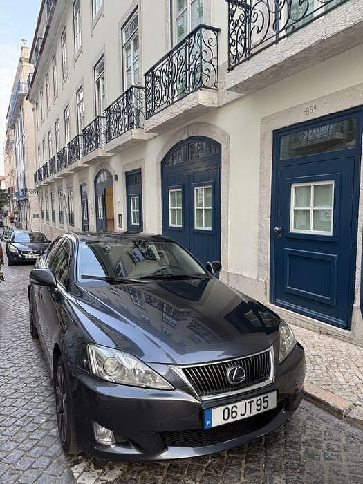 Usado 2010 Lexus IS220 Luxury Line Sedan | € 8.900 - Imagem 1/4