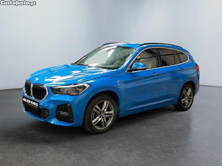 Azul Usado 2022 BMW X1 M Sport SUV | € 27.990 - Imagem 1/1