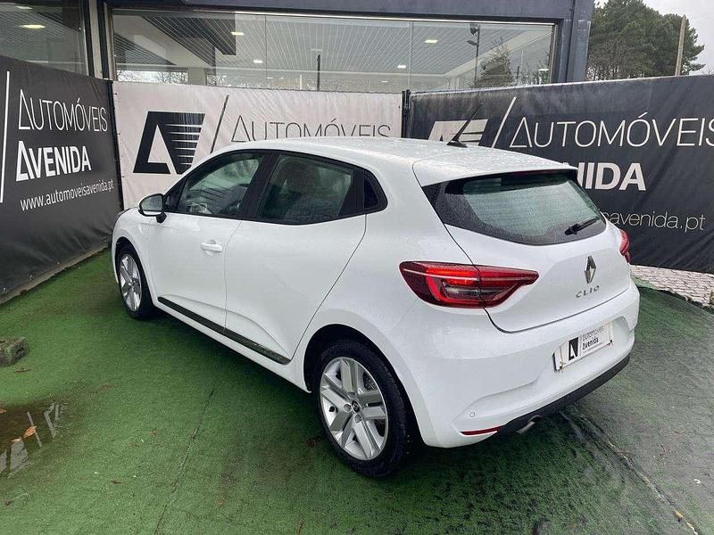 Usado Renault Clio V 67 HP (49 kW) 2022 Branco