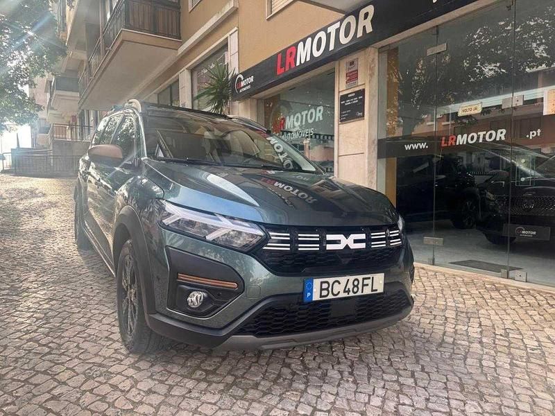 Outro Usado 2023 Dacia Jogger Extreme Monovolume | € 21.950 - Imagem 1/1