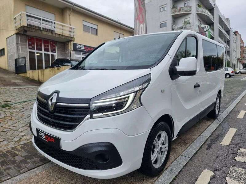 Branco Usado 2020 Renault Trafic Luxe Van | € 26.990 (Preço justo) - Imagem 1/4