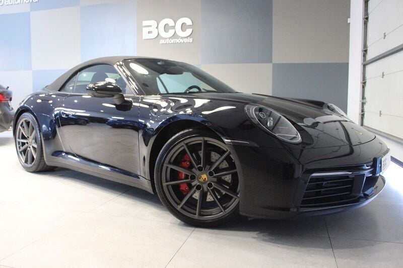 Usado Porsche 911 Carrera 4S Cabriolet 450 HP (330 kW) 2020 Preto Cabrios