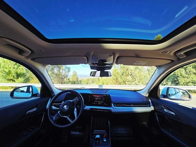 Novo 2024 BMW iX1 Comfort Edition SUV | € 44.990 - Imagem 1/4