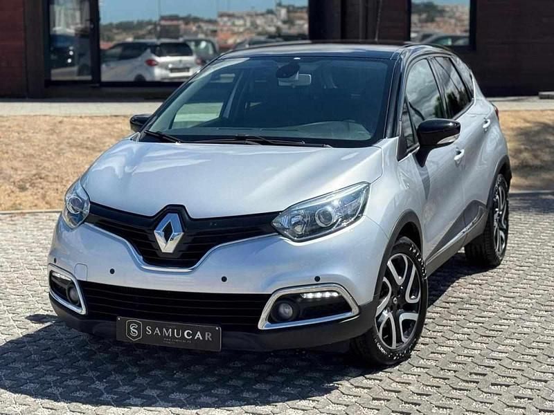 Cinzento Usado 2014 Renault Captur SUV | € 13.990 (Preço elevado) - Imagem 1/4
