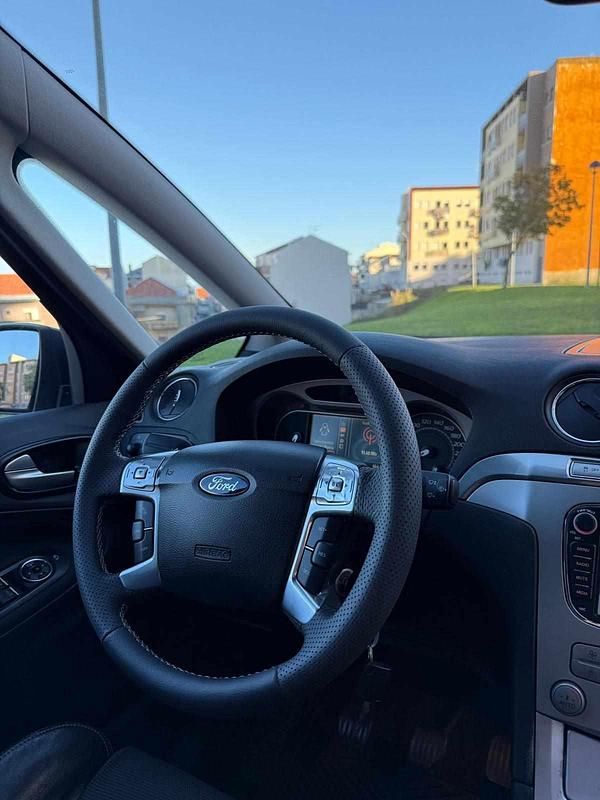 Usado Ford S-MAX S 140 HP (102 kW) 2008 Azul Monovolume