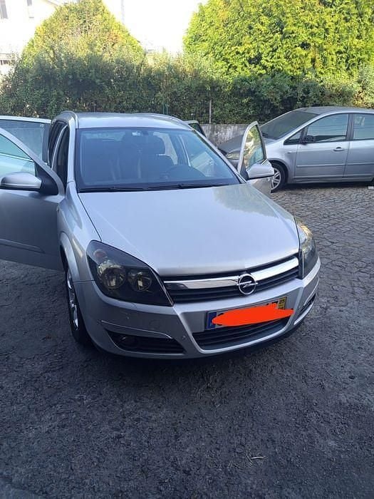 Usado 2005 Opel Astra Sedan | € 2.800 (Preço justo) - Imagem 1/4