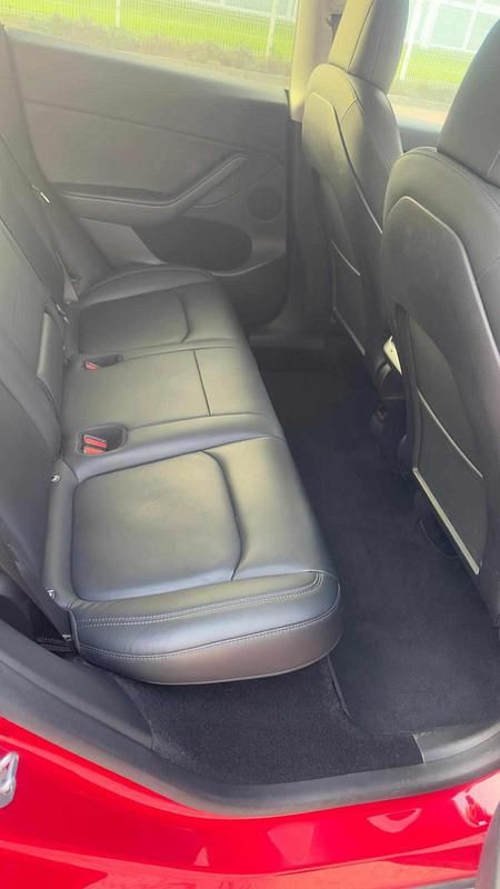 Usado Tesla Model Y Long Range AWD 378 kW (514 HP) 2022 Vermelho SUV