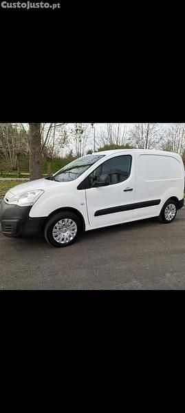 Usado Citroën Berlingo 100 HP (73 kW) 2016 Branco Monovolume