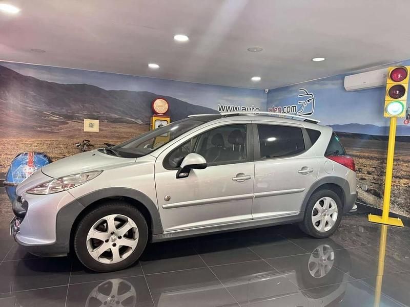 Cinza Usado 2008 Peugeot 207 Sport Carrinha | € 5.990 (Caro) - Imagem 1/4
