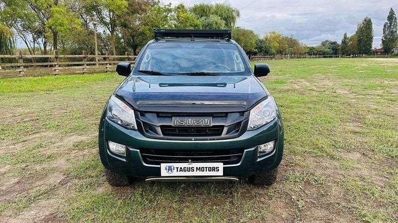 Verde Usado 2016 Isuzu D-Max | € 27.990 - Imagem 1/4