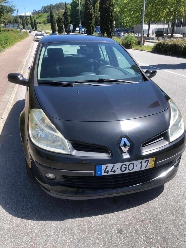 Preto Usado 2008 Renault Clio II Citadino | € 4.000 (Preço justo) - Imagem 1/4