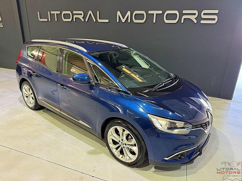 Usado Renault Scénic IV Dynamique 110 HP (80 kW) 2017 Azul Monovolume