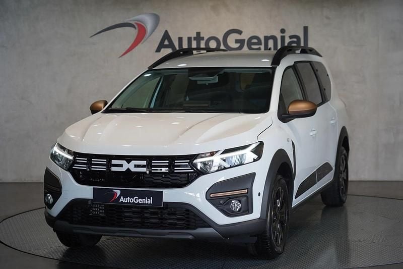 Branco Novo 2025 Dacia Jogger Extreme Monovolume | € 23.990 - Imagem 1/4