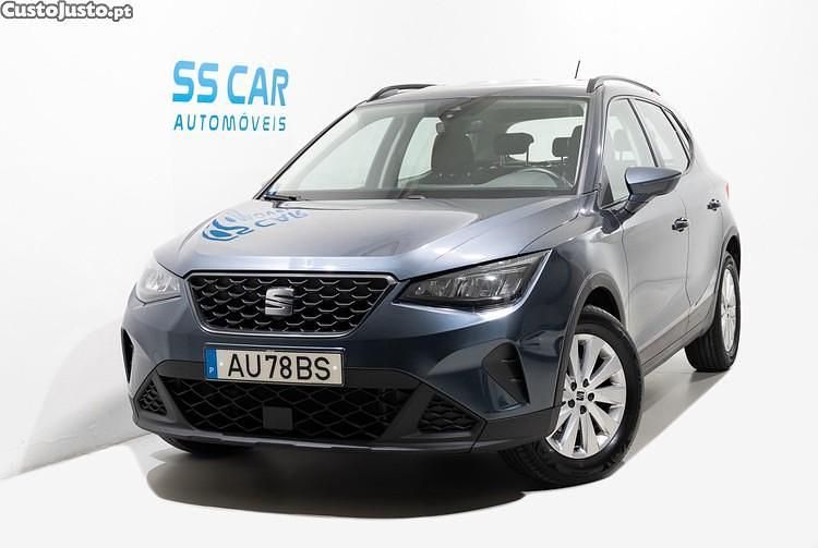 Cinza Usado 2022 Seat Arona Style SUV | € 14.390 (Bom preço) - Imagem 1/1