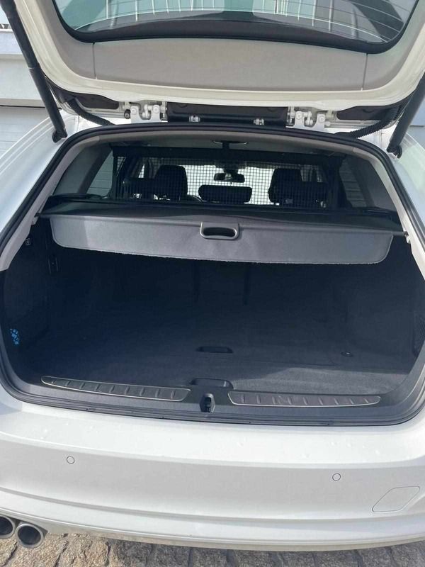 Branco Usado 2017 BMW 320 Carrinha | € 18.000 (Super Preço) - Imagem 1/4
