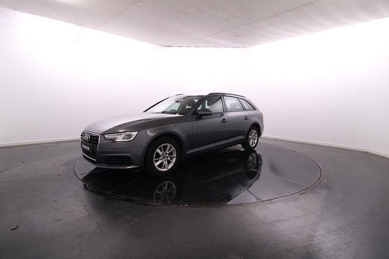 Cinzento Usado 2016 Audi A4 Business Carrinha | € 24.950 (Caro) - Imagem 1/4