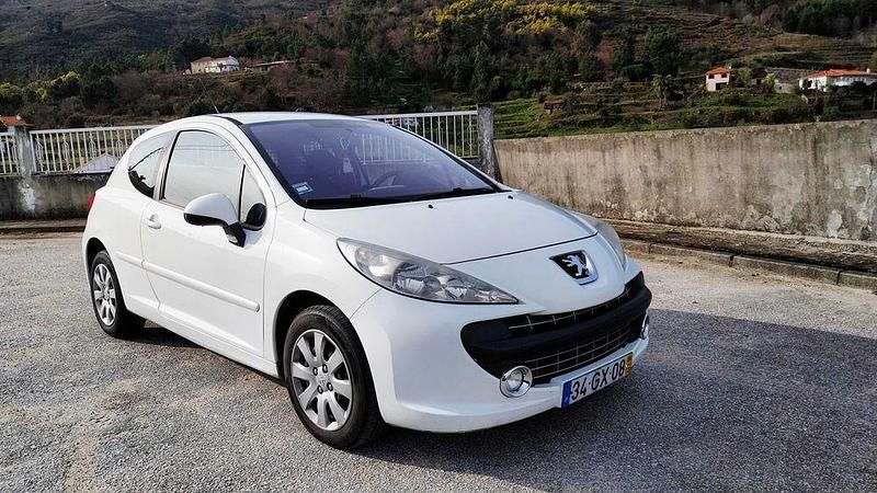 Usado 2008 Peugeot 207 | € 5.000 (Preço justo) - Imagem 1/4